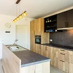 Luxe Met Hottub & Uitzicht In Prázdninový dům