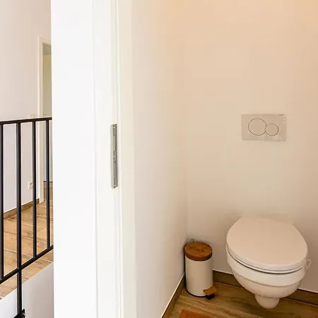 Luxe Met Hottub&uitzicht In Vakantiehuis Durbuy
